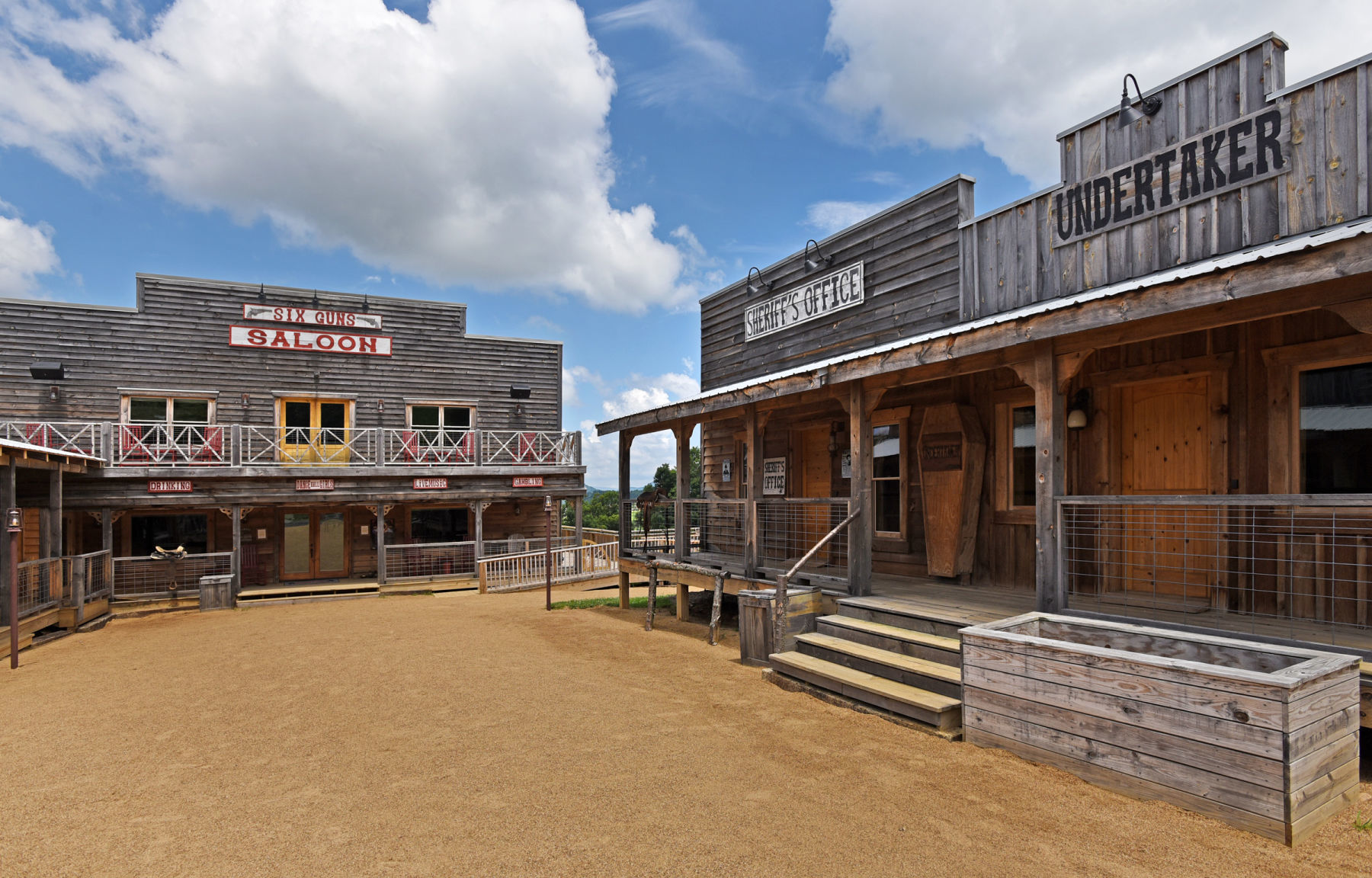 Saloon Studios